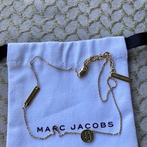🟩 NWOT Marc Jacobs Green Crystal Icon Necklace